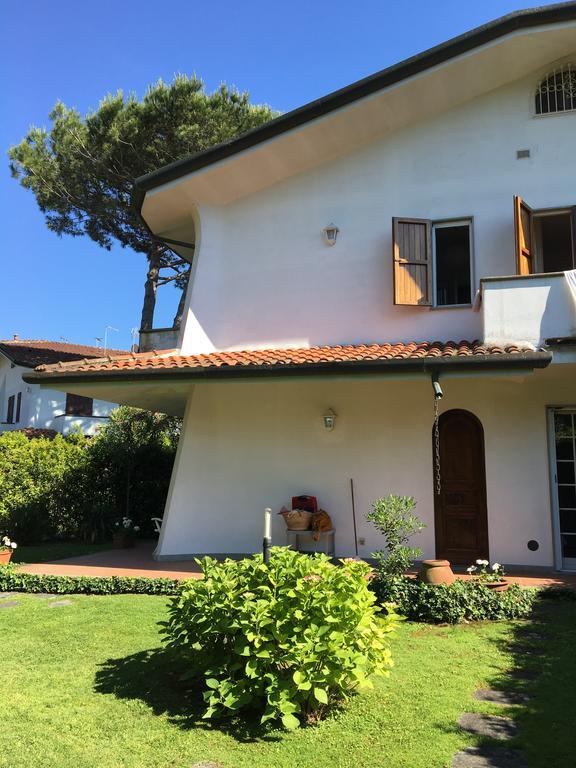 Holiday Home Villetta Cinquale Exterior foto